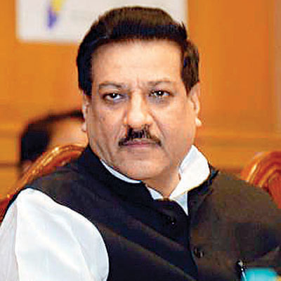 President&#39;s rule imposed in Maharashtra as Chief Minister Prithviraj Chavan resigns | Latest News &amp; Updates at Daily News &amp; Analysis - 270964-prithviraj-chavan