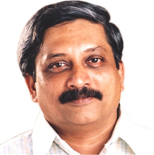 Newly-appointed Defence Minister Manohar Parrikar gets grand.