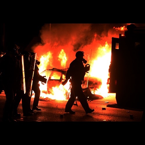 Riots in Ferguson after unfavourable grand jury verdict ... - 500 x 500 jpeg 58kB