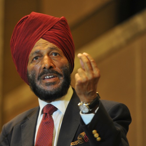 Milkha Singh Flags Off Hyderabad 10k Run Latest News