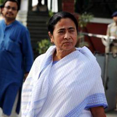 Saradha scam: BJP says Mamata Banerjee is pressing panic button.