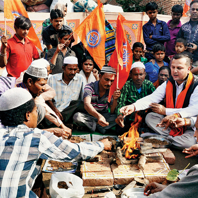 At least 58 people embrace Hinduism in Kerala on Christmas.