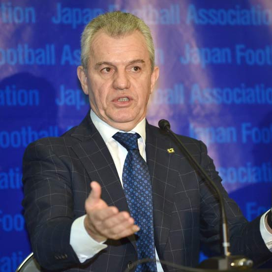 Football: Japan coach Javier Aguirre denies match-fixing in Spain.