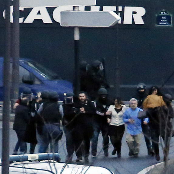 Paris standoff ends, Charlie Hebdo suspects killed, Hollande.