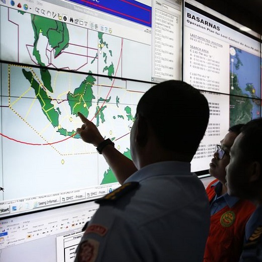 Teams of Indonesian divers resume search for AirAsia recorders.