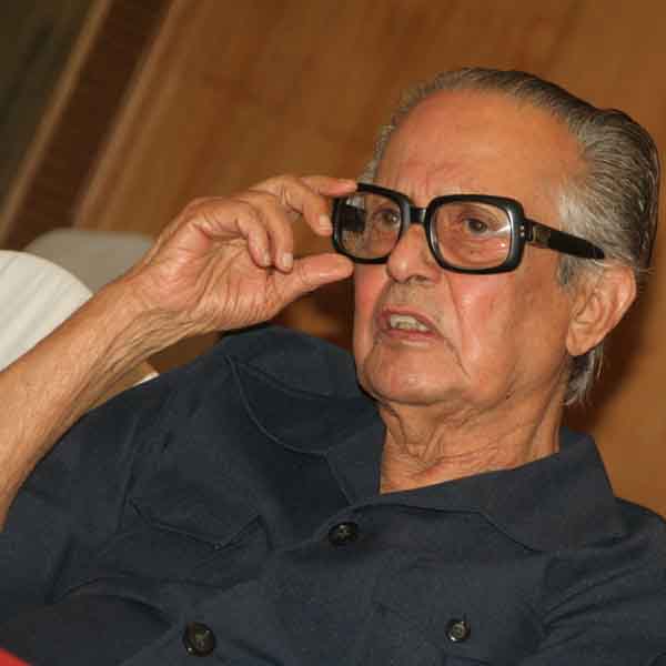 The irrepressible RK Laxman and his common man | Latest News.