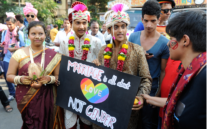 A Gay Couple Tied The Knot In A Maharashtrian Style Wedding At The 