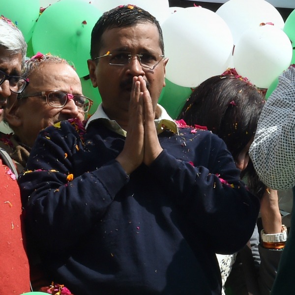 Delhi resonates Paanch Saal Kejriwal; AAPs sweeping victory over.