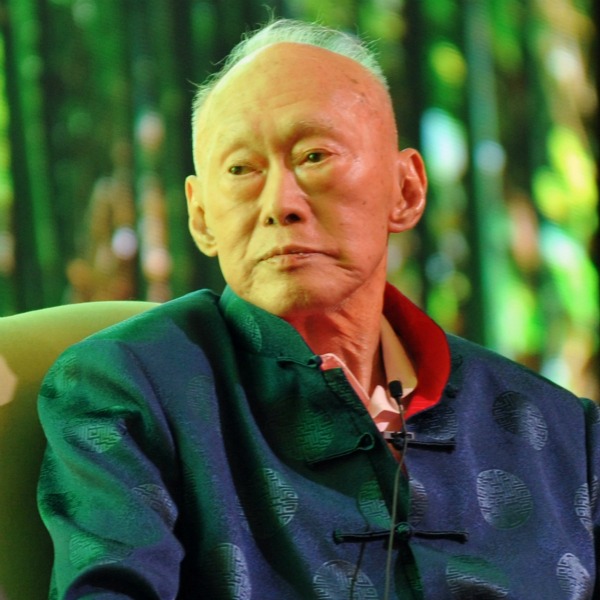 Singapores Lee Kuan Yew remains critically ill; police probe into.