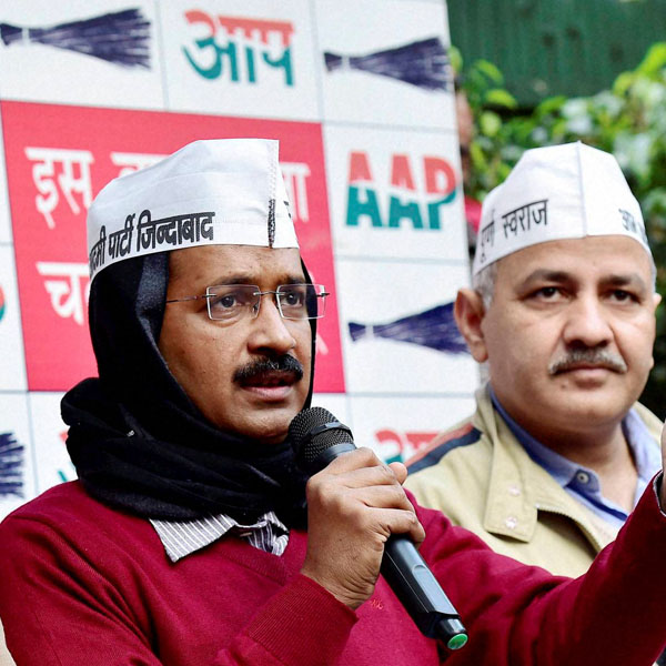 Delhi CM Arvind Kejriwal and Manish Sisodia meet the Dalai Lama.