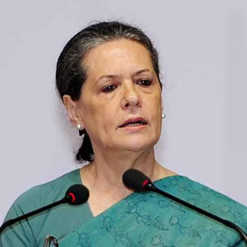 Congress President Sonia Gandhi on Saturday met the farmers who have ...