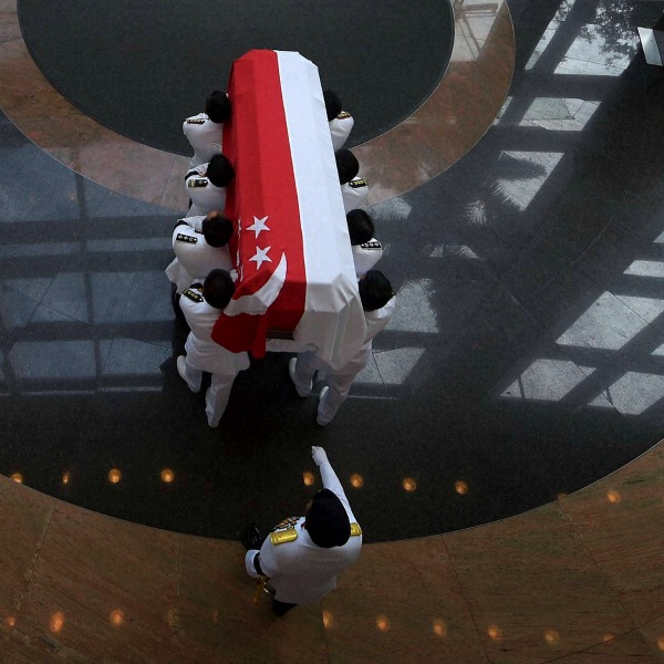 Singapore stands still as nation bids farewell to founding father.