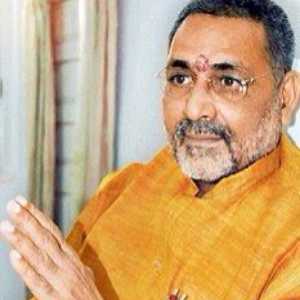 Giriraj remark on Sonia kicks up controversy | Globoble - News.