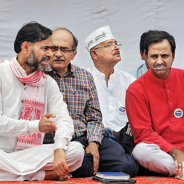 Yogendra Yadav, Prashant Bhushan float new outfit within AAP.