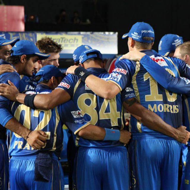 IPL 8: Rajasthan Royals bowlers restrict Hyderabad to 127/5.