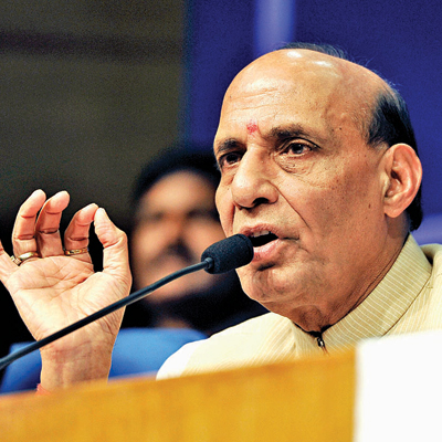 Rajnath Singh slams Rahul Gandhi for misleading farmers | Latest.