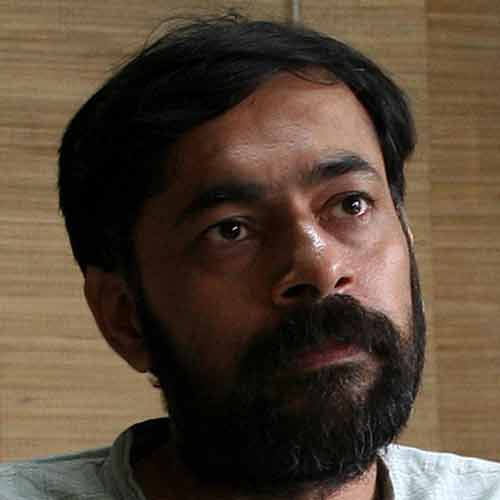 Yogendra Yadav accuses AAP leadership of violating party.