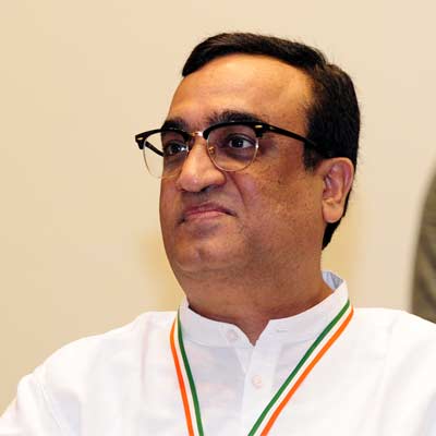 Ajay Maken demands judicial inquiry into farmers suicide | Latest.