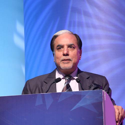 Dr Subhash Chandra speaks about honesty and integrity at ... - 500 x 500 jpeg 23kB