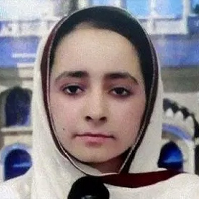 <b>Manbir Kaur</b> becomes first Sikh girl in Pakistan to top Class 10 exam <b>...</b> - 361384-manbir-kaur