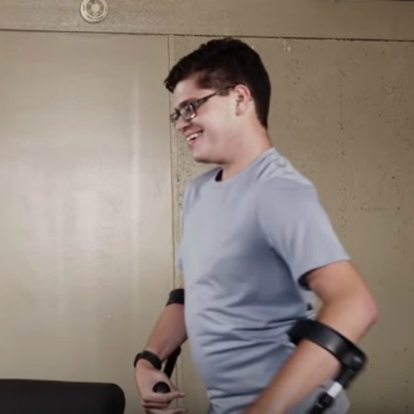 Watch: Nike's epic response to teen with cerebral palsy ... Watch: Nike's epic response to teen with cerebral palsy ... - 600 x 600 jpeg 114kB