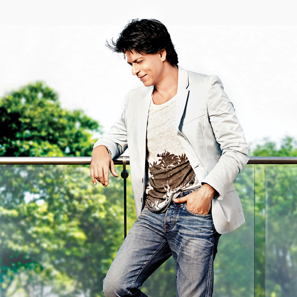 Shah Rukh Khan turns 50, promises to do 3 films a year! - 600 x 600 jpeg 273kB