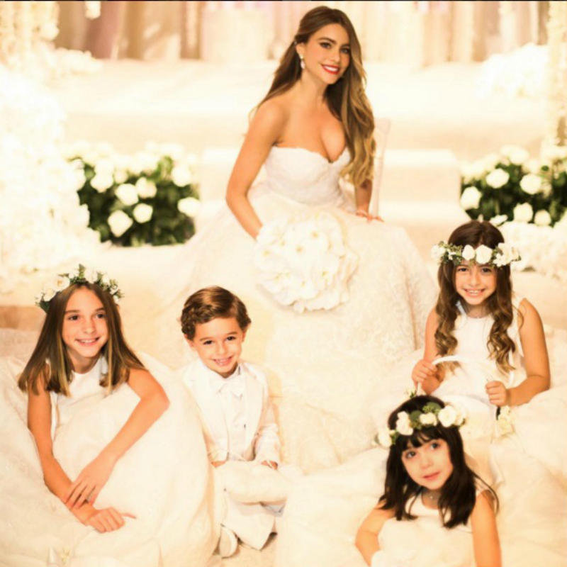 Wedding dress for 39;Modern Family39; star Sofia Vergara took 