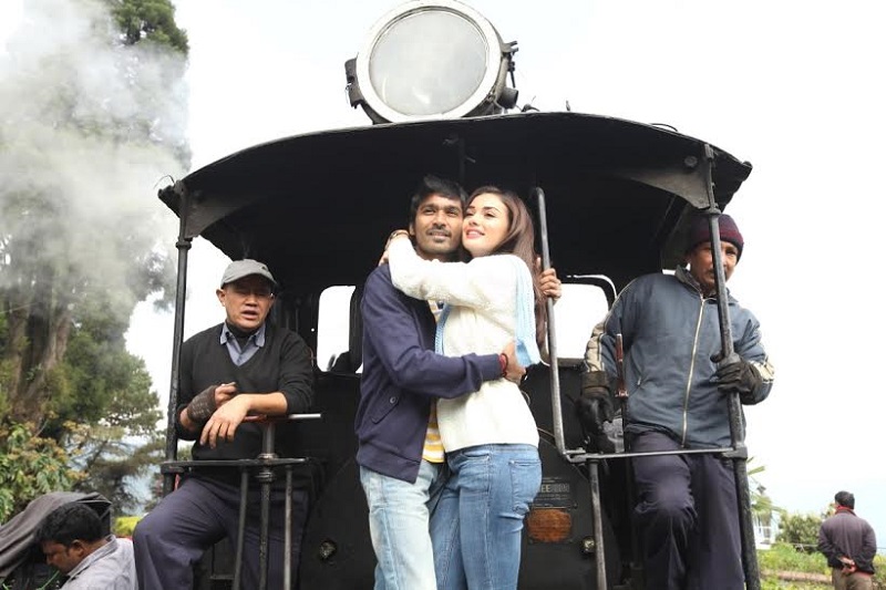 Dhanush and Amy in a scene froim the movie