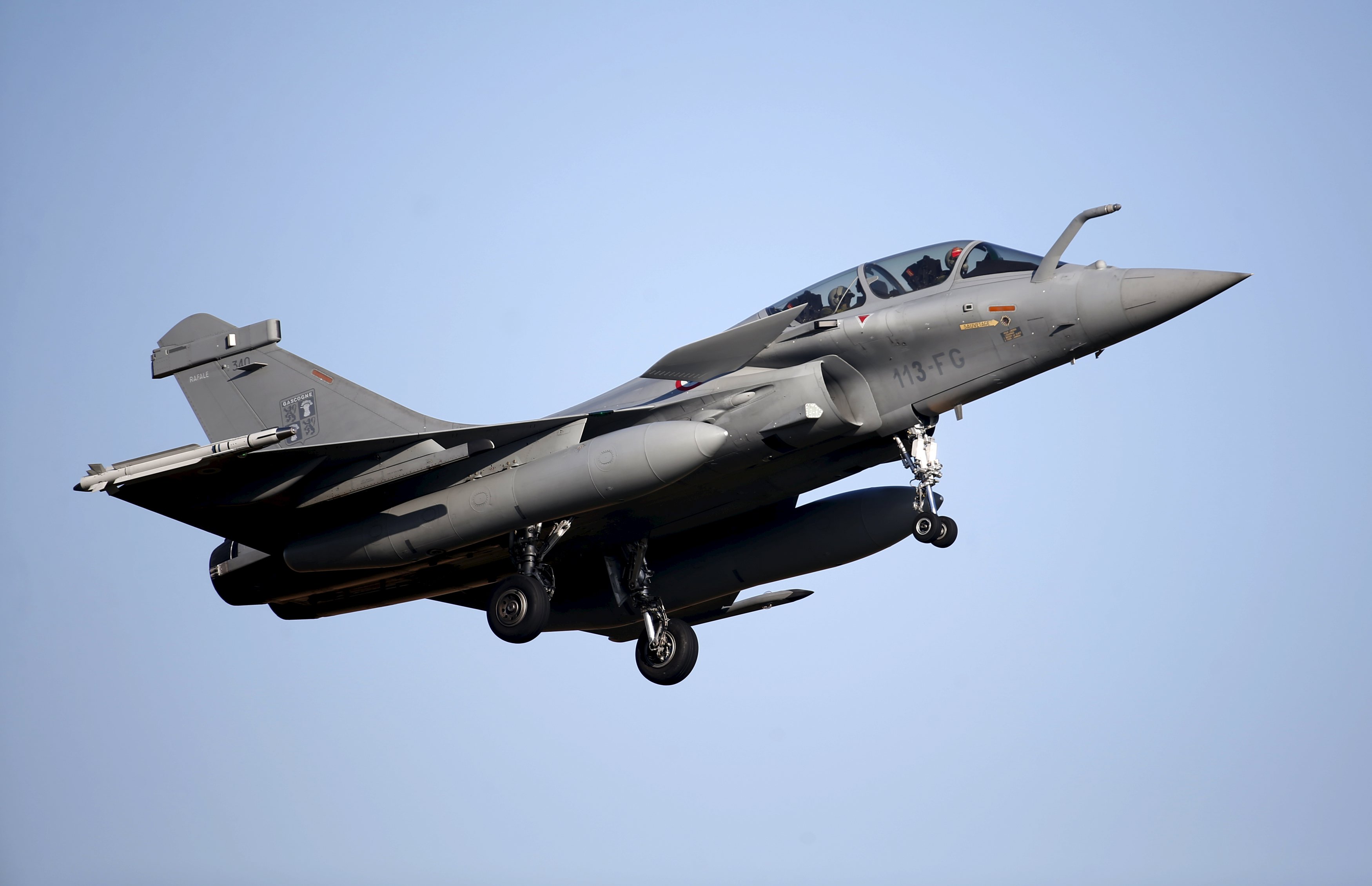 French President Hollande's visit: Is Rafale on the menu? - 3500 x 2261 jpeg 350kB