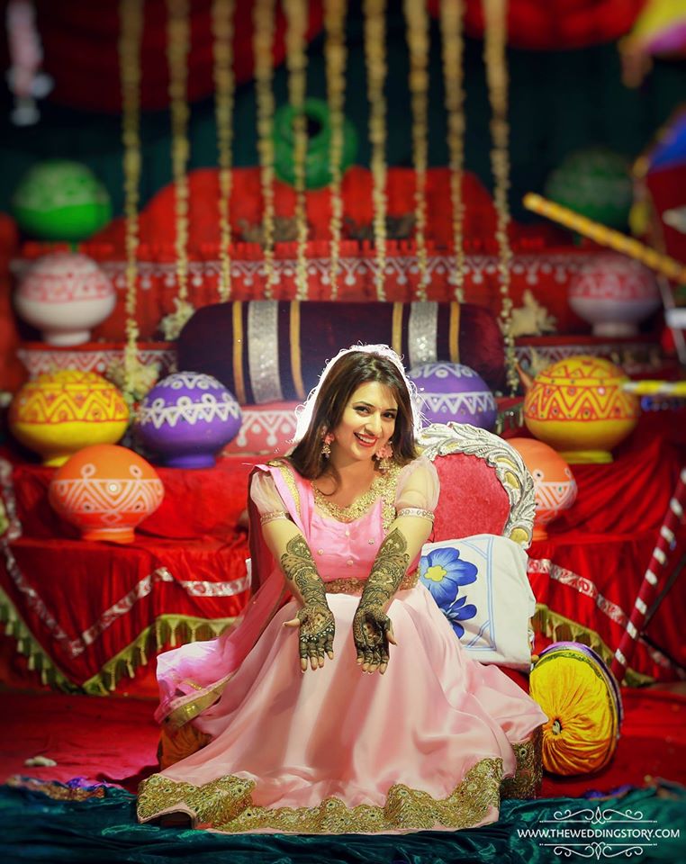 In Pictures Divyanka Tripathi S Mehendi Design Is Just Too Beautiful For Words Celebrations are in full swing at divyanka's hometown, bhopal. https www dnaindia com entertainment report in pictures divyanka tripathi s mehendi design is just too beautiful for words 2232151