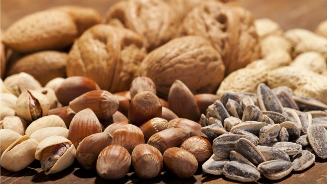 Less carbs, more healthy fats could reduce the risk of type 2 diabetes