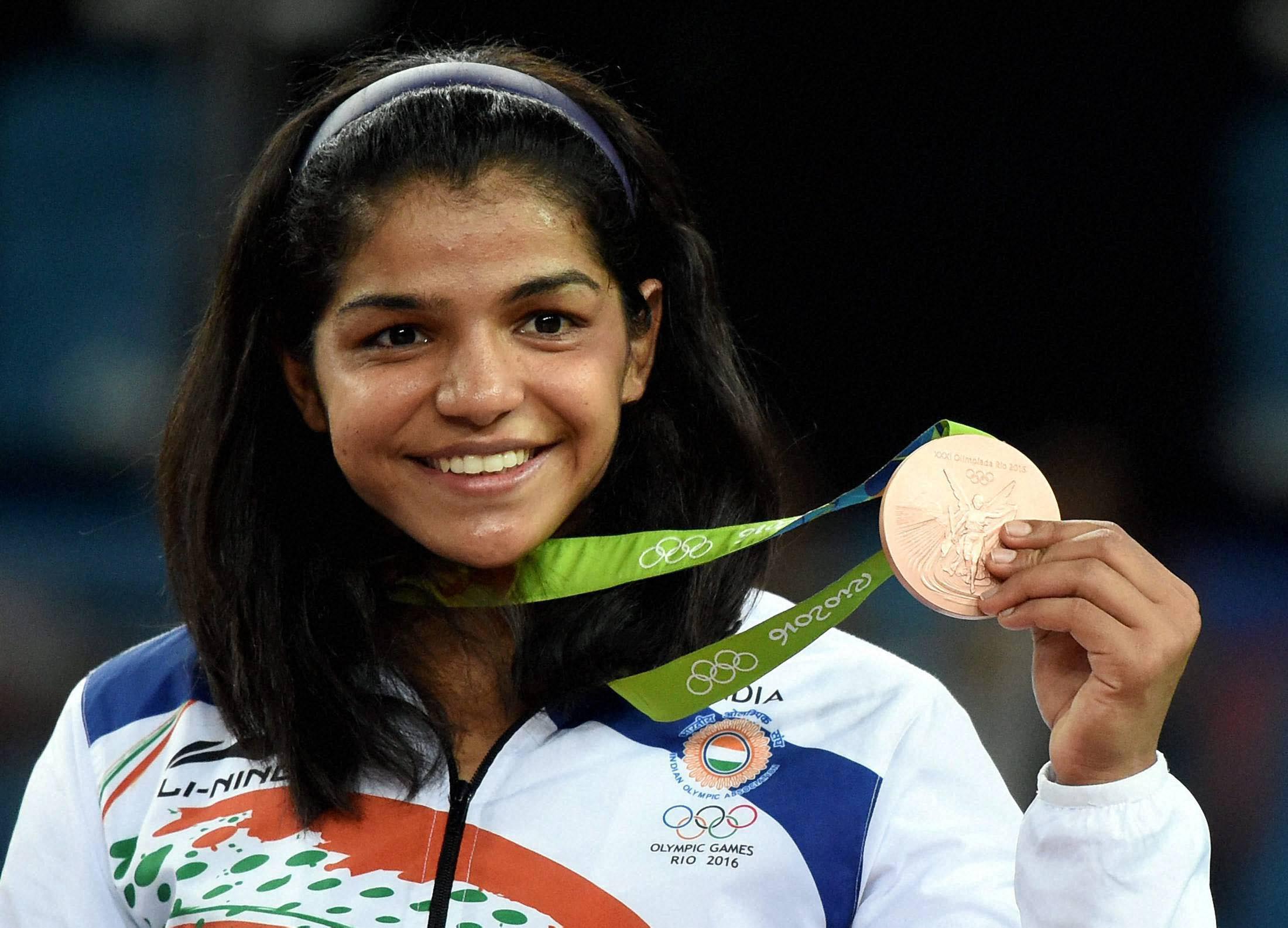 Here&#39;s the total amount of cash reward Sakshi Malik will receive for Rio ... - 493021-sakshi-malik-bronze-win-rio-2016-pti