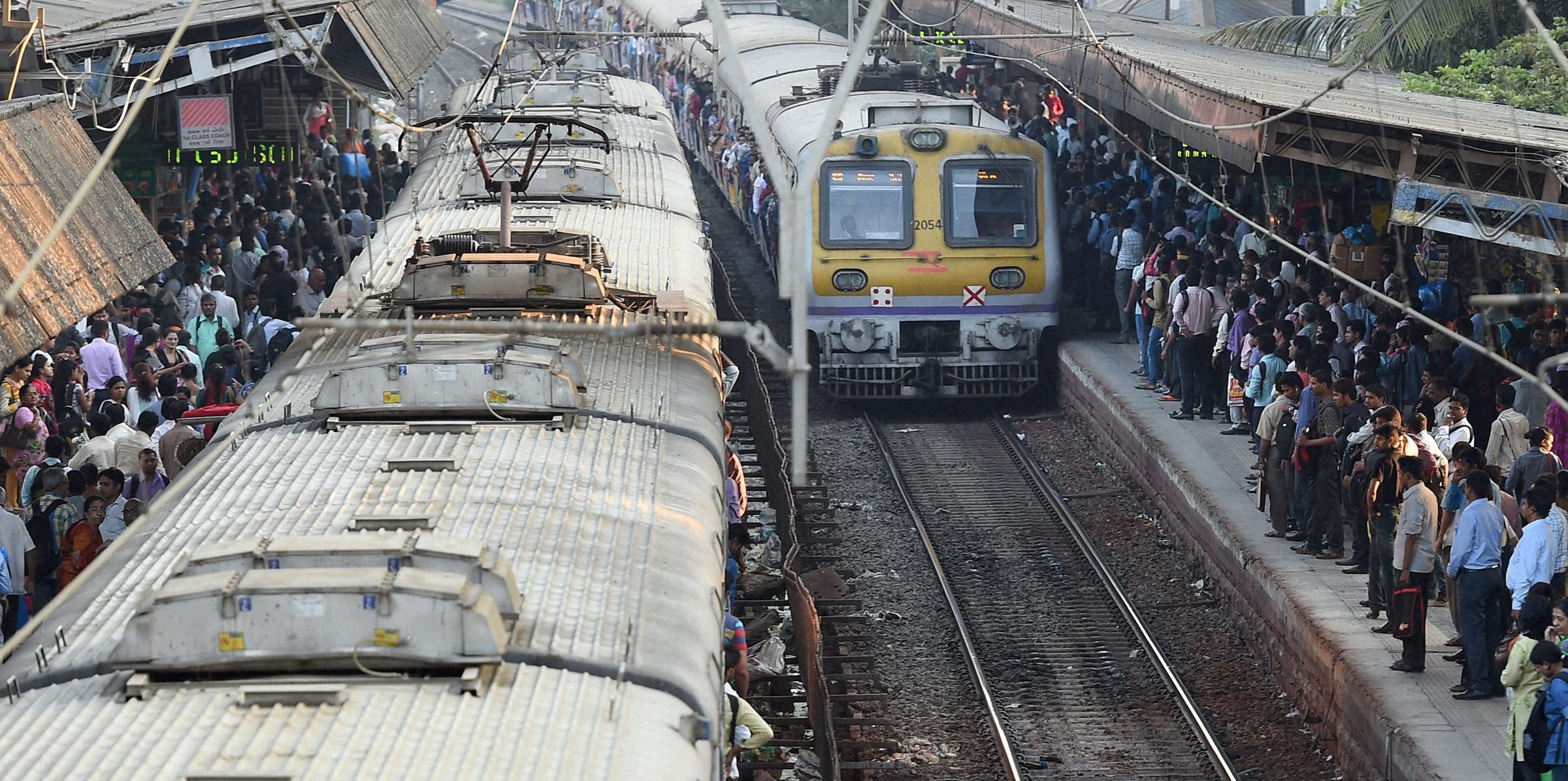 Mumbai: Kasara-CST train hits scooter near Titwala station, no injuries2400 x 1195
