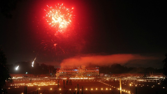 In Pictures | Ringing in the festival of lights - Diwali - 640 x 360 jpeg 56kB