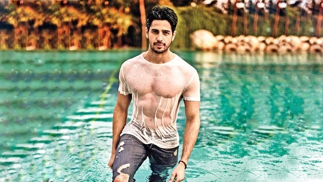 It's official: Sidharth Malhotra beats Hugh Jackman, Cristiano Ronaldo, is world's 9th hottest man! - Daily News & Analysis