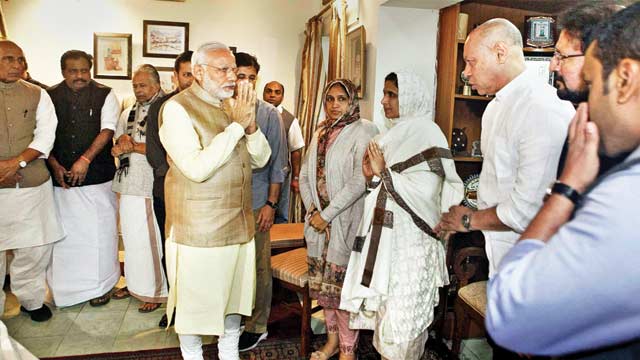 Opposition flays govt for not adjourning LS after Ahamed's death