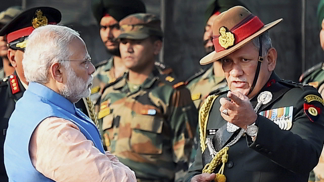 'india Will Always Remember Your Sacrifice': Watch Pm Modi Pay Tribute 