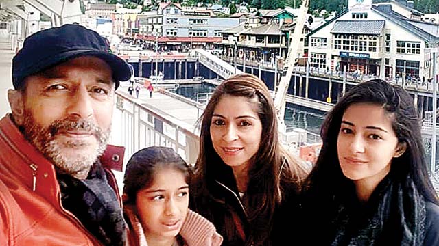 Chunky Pandey’s daughter to study in Shah Rukh Khan's son ... Chunky Pandey’s daughter to study in Shah Rukh Khan's son ... - 640 x 360 jpeg 59kB