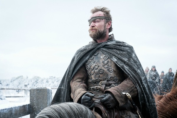 583914-richard-dormer-as-beric-dondarrion-of-brotherhood-without-banners-in-season-7-of-game-of-thrones.jpg