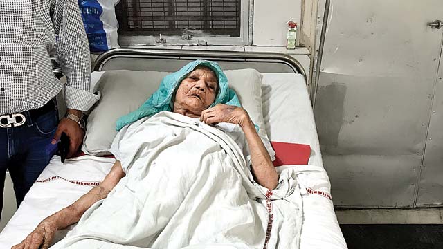 Woman at 102 oldest hip fracture survivor at AIIMS