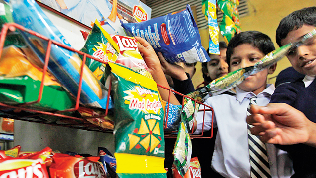 should canteens be allowed to sell junk food They might also ban the sale of what is usually called junk food say vending machines are only allowed to sell the food available in school canteens is not. should canteens be allowed to sell junk food They might also ban the sale of what is usually called junk food say vending machines are only allowed to sell the food available in school canteens is not.