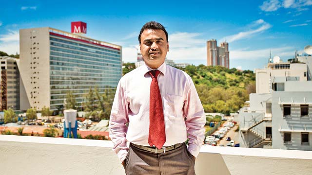 For 50th b'day, bizman to take elderly on foreign tour