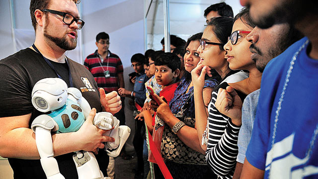 IIT-B keeps students from Pakistan out of TechFest 2017