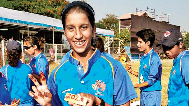 Smriti Mandhana lauds Jemimah Rodrigues's double-century ... - 640 x 360 jpeg 56kB