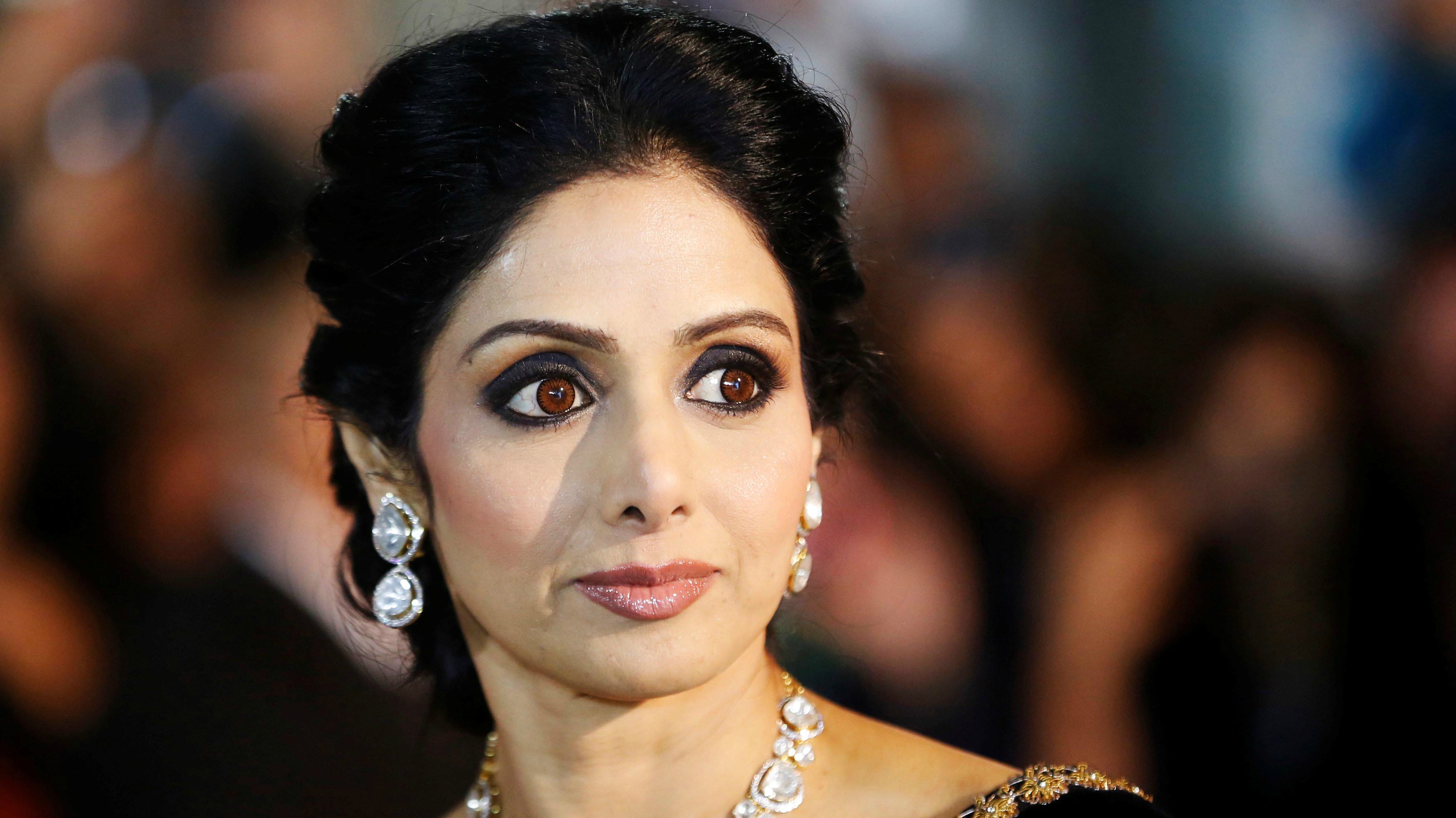 Pakistani film stars pay tribute to Bollywood legend Sridevi