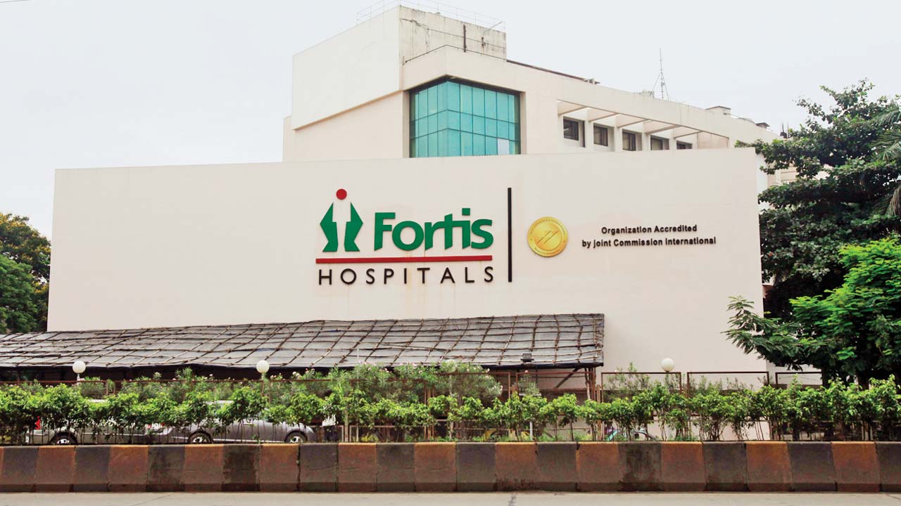 Fortis Healthcare shareholders seek better deal from bidders