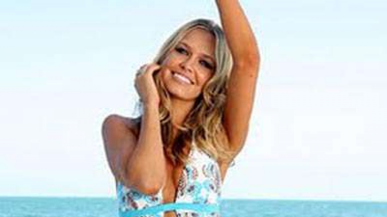 Lara Bingle Caught In Nude Photo Scandal