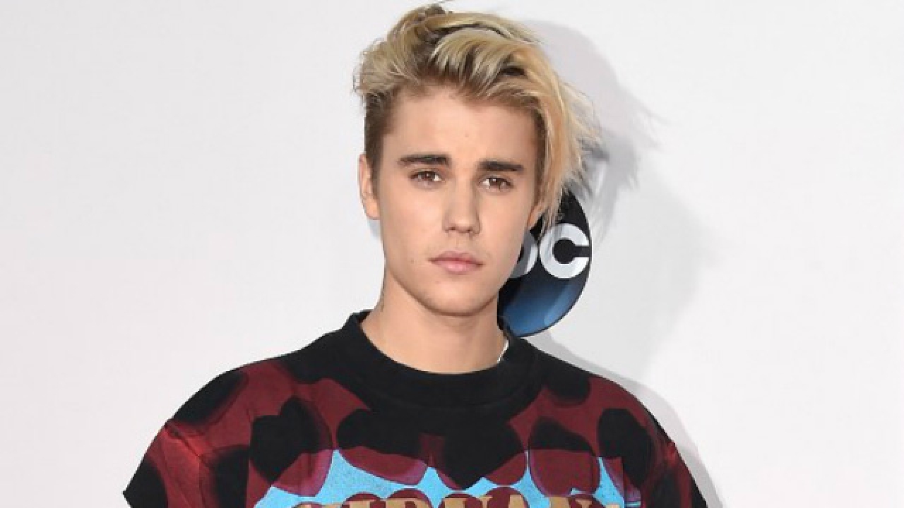 Justin Bieber Shows Off His New Purple Hair On Instagram