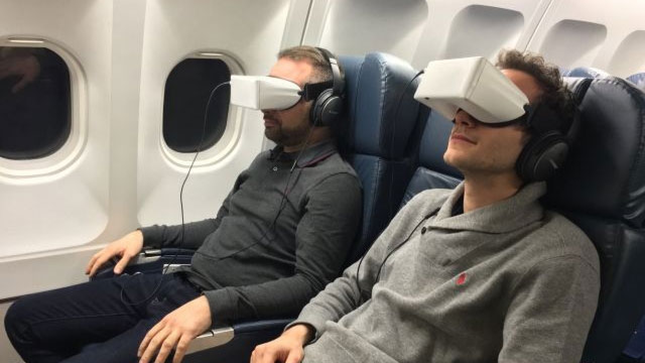 French airline tests immersive inflight headsets that help flyers