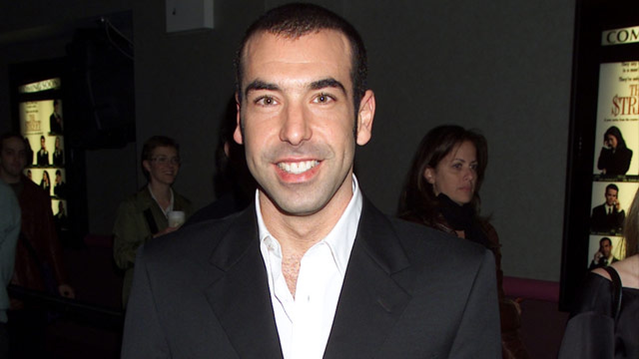 Suits&#39; Louis Litt wants to star in a Bollywood movie!